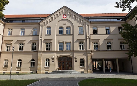 Krajský úřad, Pardubice